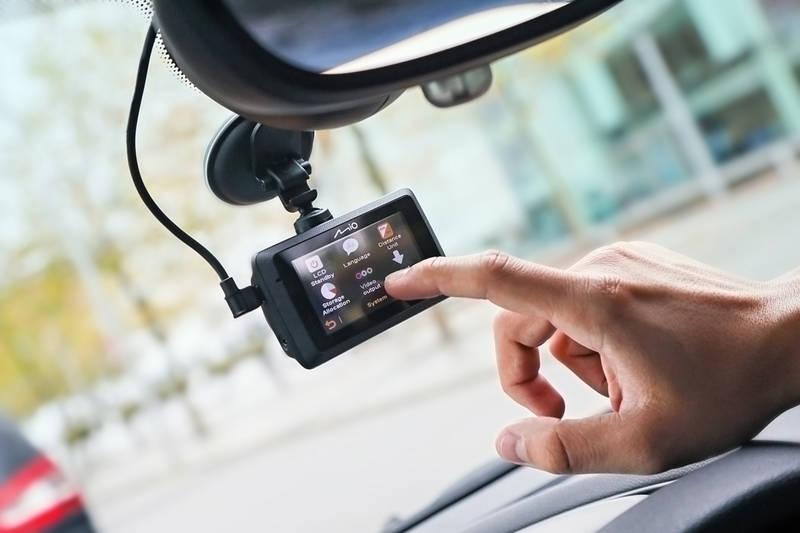 Autokamera Mio MiVue 788 Connect černá