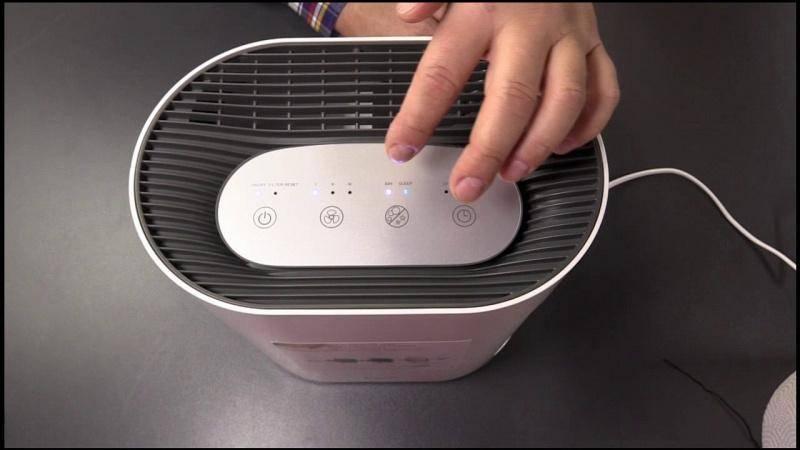 Čistička vzduchu Beurer LR200 bílá