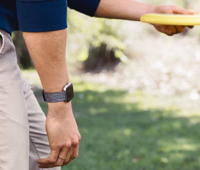 Chytré hodinky Fitbit Versa - Charcoal Woven