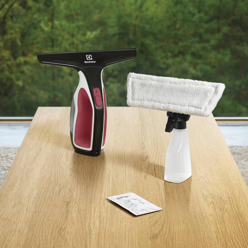 Čistič oken Electrolux WELLS7 WS71-4CR červený