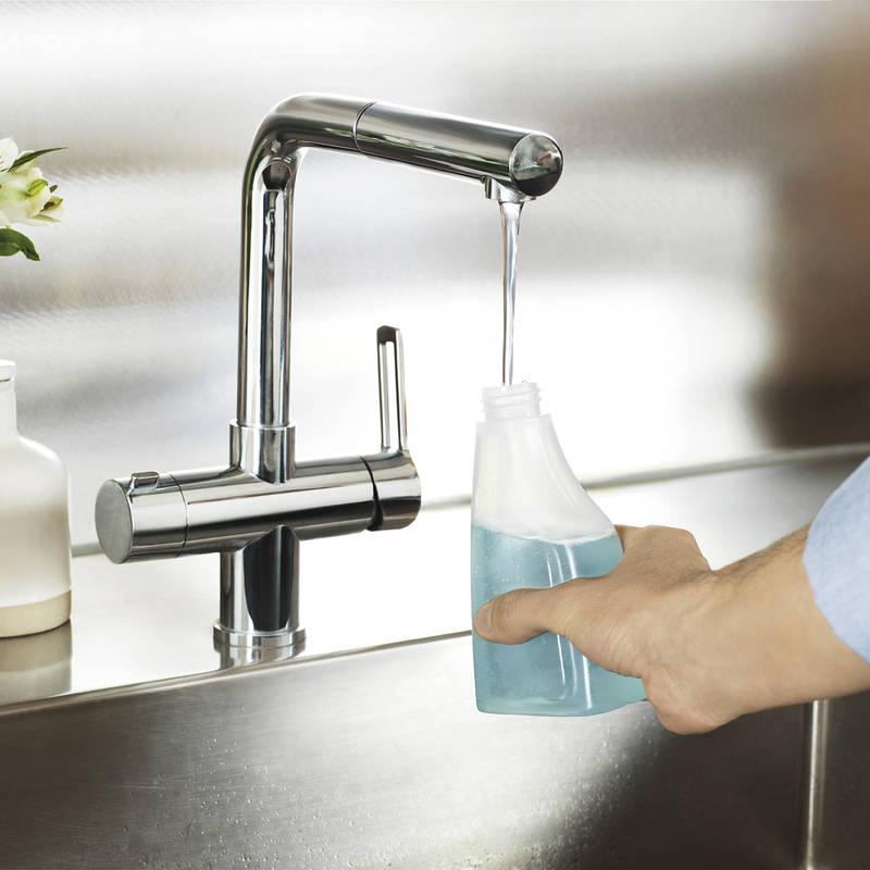 Čistič oken Electrolux WELLS7 WS71-4CR červený