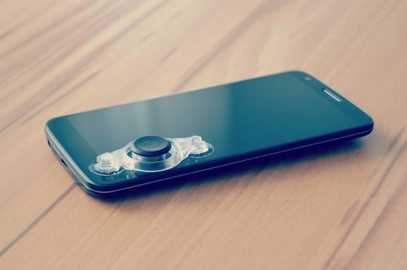 Joystick FIXED Joy pro hraní her na dotykovém displeji bílý