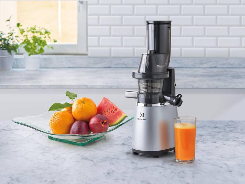 Odšťavňovač Electrolux ESJ4000 nerez