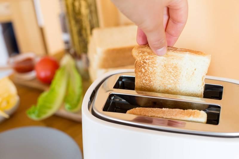 Opékač topinek ROHNSON R-210