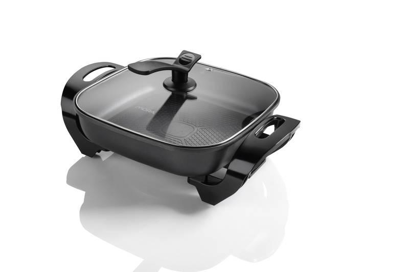 Pečicí pánev Mora MEP1400BK černý