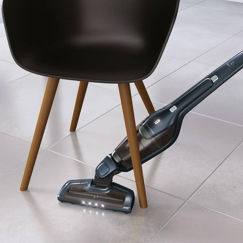 Vysavač tyčový Electrolux Ergorapido EER75NOW černý