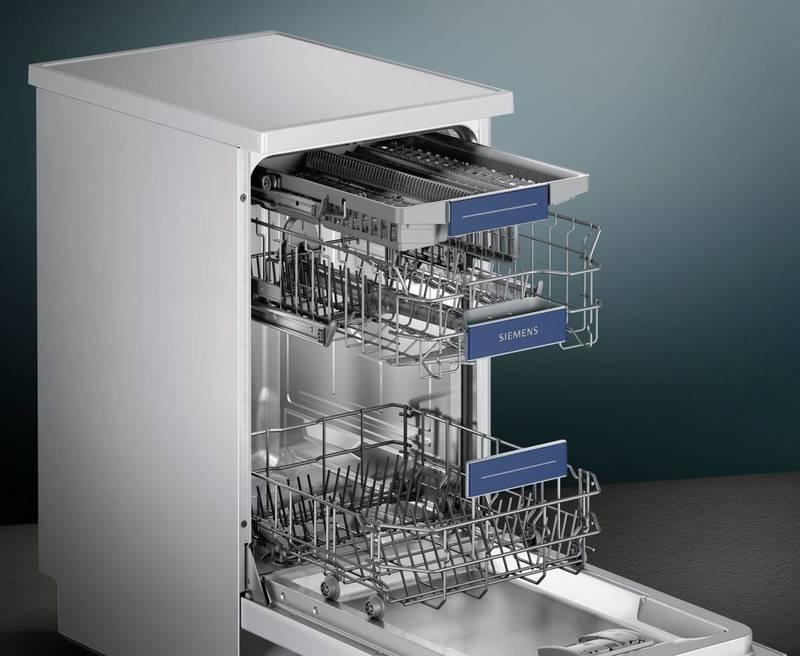 Myčka nádobí Siemens iQ300 SR236W01ME bílá
