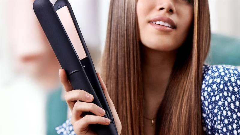 Žehlička na vlasy Philips BHS378 00 černá