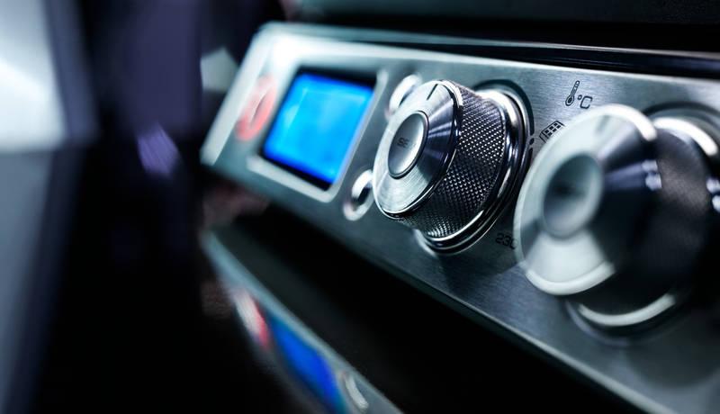 Gril DeLonghi CGH1030D stříbrný