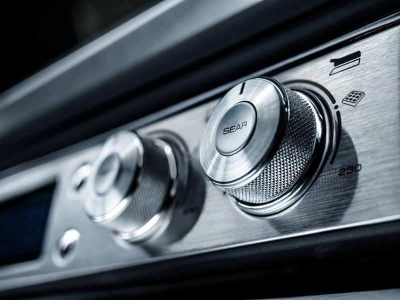 Gril DeLonghi CGH1030D stříbrný