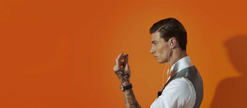 Sluchátka Philips SHE4305WT bílá