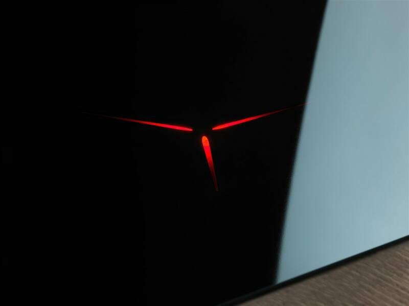 Indukční varná deska Electrolux EIP8146 černá