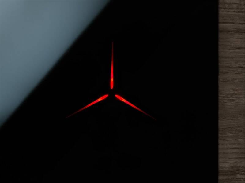 Indukční varná deska Electrolux EIP8146 černá