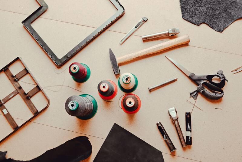 Pouzdro FIXED Oxford pro Apple Macbook Pro 15" černé