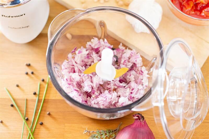 Sekáček potravin Rohnson R-515 bílý