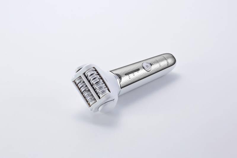 Epilátor Panasonic ES-EL9A-S503 stříbrný