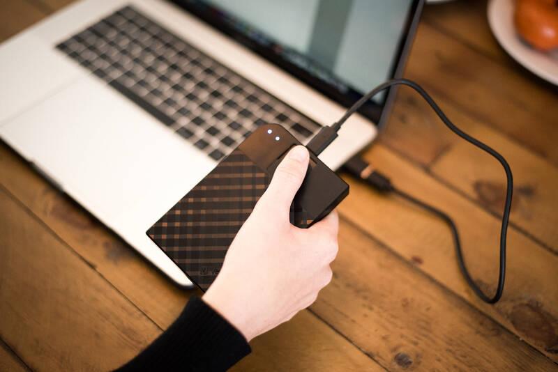 Externí pevný disk 2,5" Verbatim Fingerprint Secure, 1TB černý