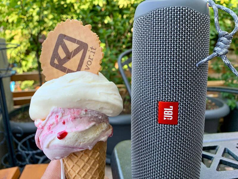 Přenosný reproduktor JBL FLIP 5 šedý