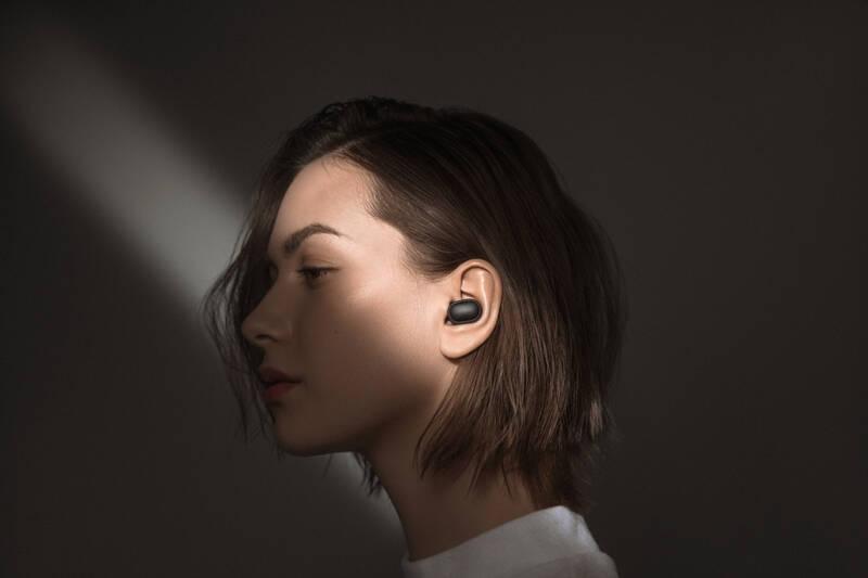 Sluchátka Xiaomi Mi True Wireless Earbuds Basic černá