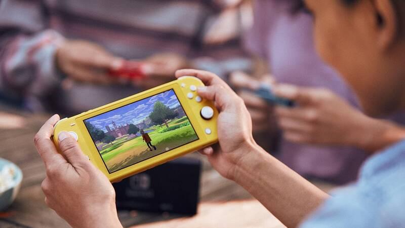 Herní konzole Nintendo Switch Lite žlutá
