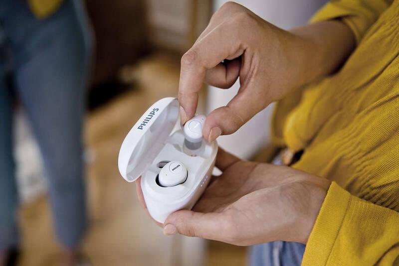 Sluchátka Philips SHB2515 bílá