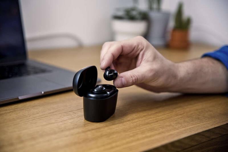 Sluchátka Philips SHB2515 černá