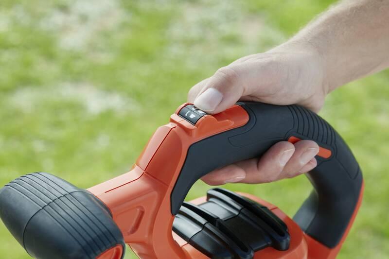 Vysavač listí Black-Decker BEBLV301