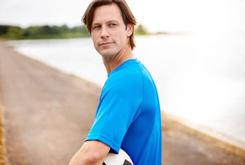 Holicí strojek Philips Series 1000 S1110 04 černý