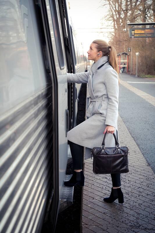 Sluchátka Defunc MUTE Earbud černá