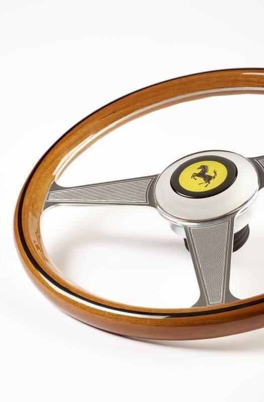 Volant Thrustmaster Ferrari 250 GTO Add-On