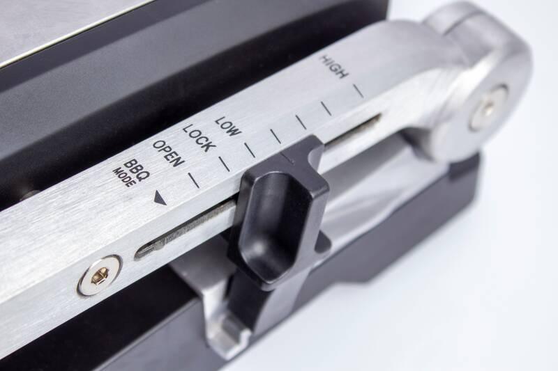 Gril Rohnson R-2300 stříbrný