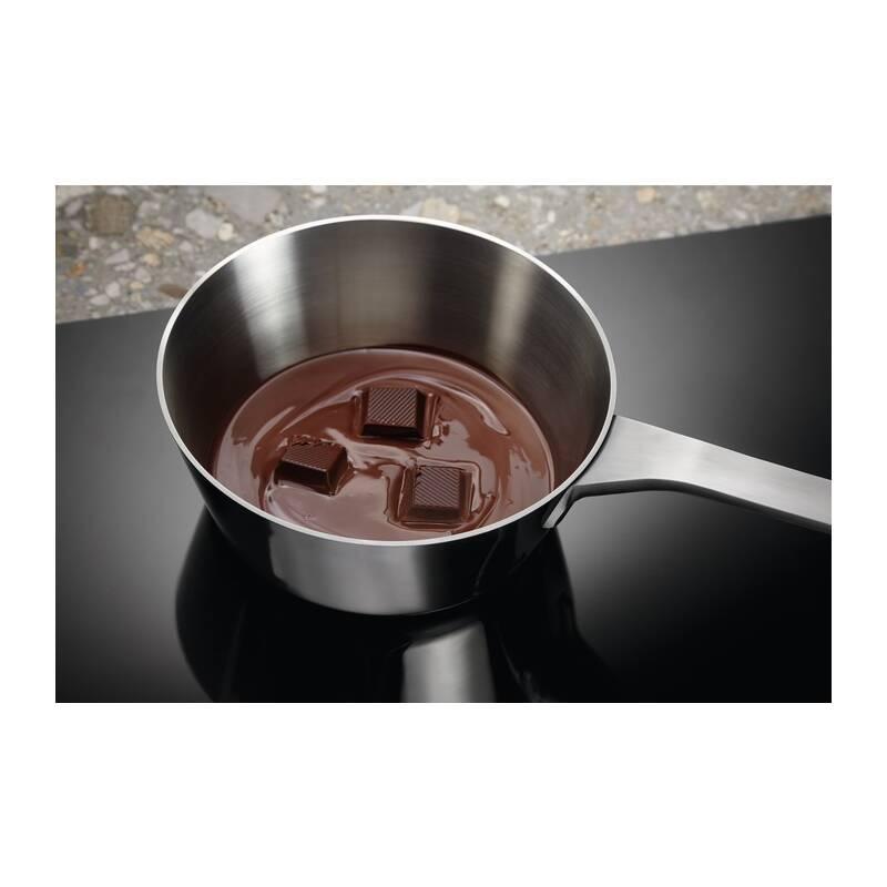 Indukční varná deska Electrolux EIS62449