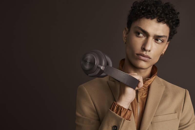 Sluchátka Bang & Olufsen Beoplay H9 3rd Gen. hnědá