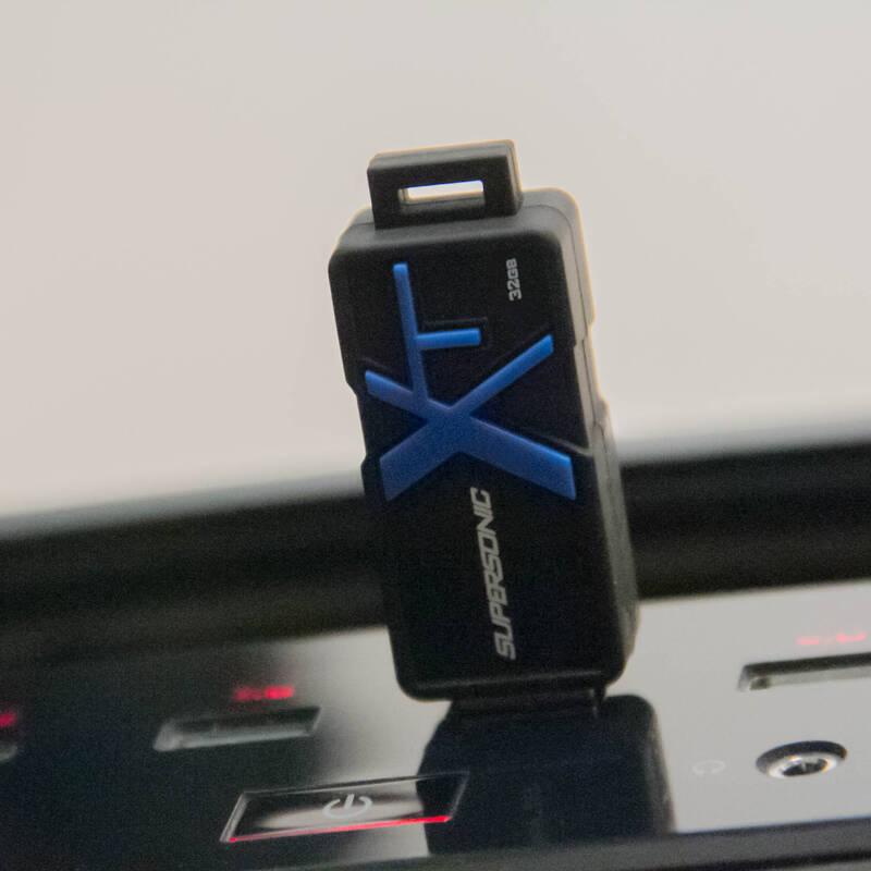 USB Flash Patriot Supersonic Boost 32GB černý