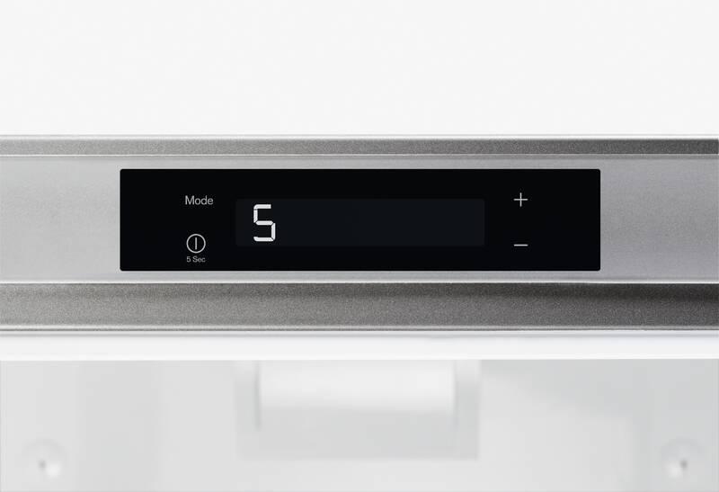 Chladnička Electrolux ERF4114AOX nerez