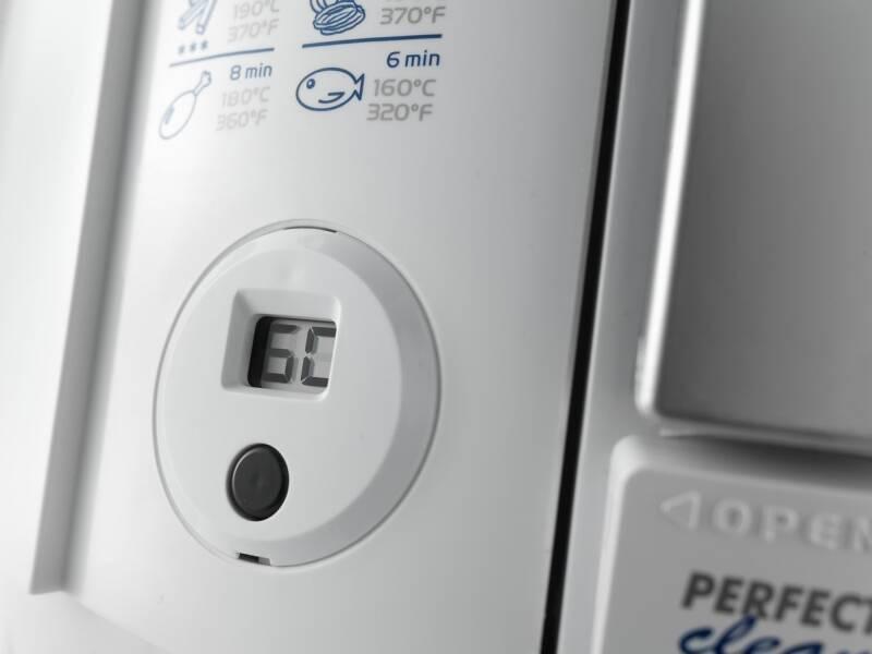 Fritéza DeLonghi F 38436 bílá