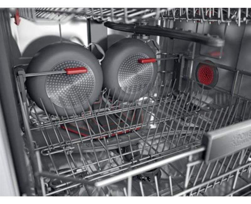 Myčka nádobí Whirlpool WFO 3O32 P bílá