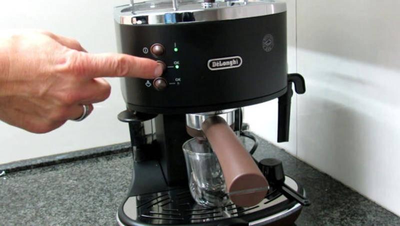 Espresso DeLonghi Icona ECO 311.BK černé