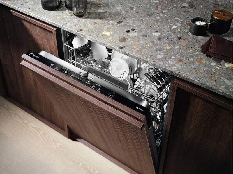 Myčka nádobí Electrolux EES47320L