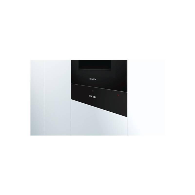 Ohřevná zásuvka Bosch BIC630NB1 černá