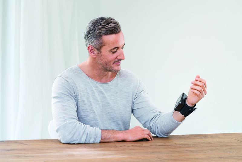 Tlakoměr na zápěstí Beurer BC54 černý