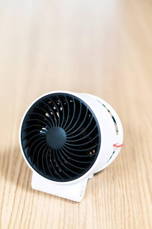 Ventilátor stolní Boneco F50 bílý