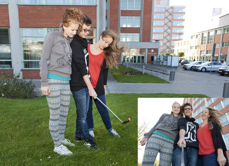 Selfie tyč GoGEN 2 teleskopická, bluetooth černá