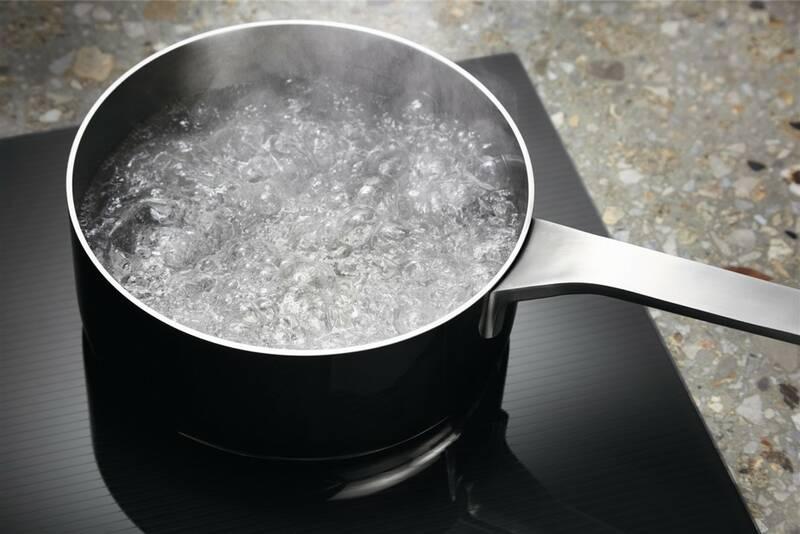 Indukční varná deska Electrolux EIS6448 šedá