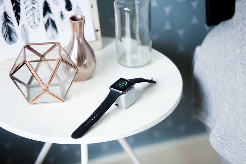 Powerbank ZENS pro Apple Watch bílé