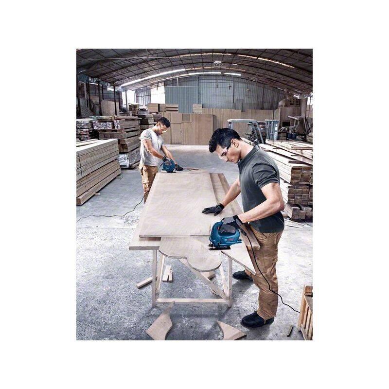 Přímočará pila Bosch GST 700 0.601.2A7.020