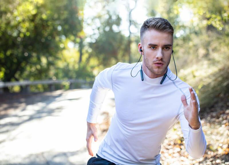 Sluchátka Sony WI-SP510B černá