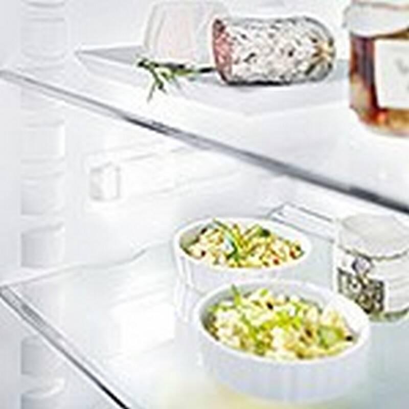 Vestavná lednice s mrazákem Liebherr ICS 3324 bílé