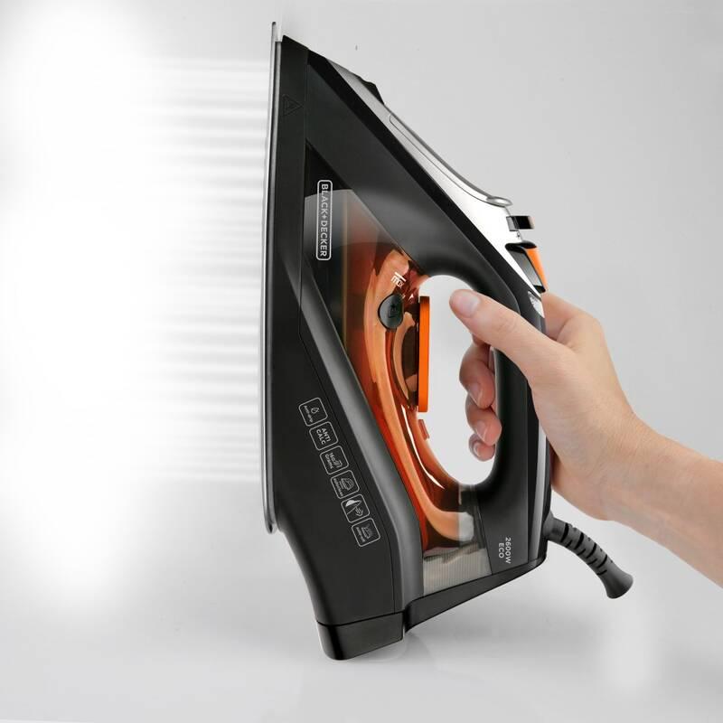 Žehlička Black Decker BXIR2601E černá oranžová