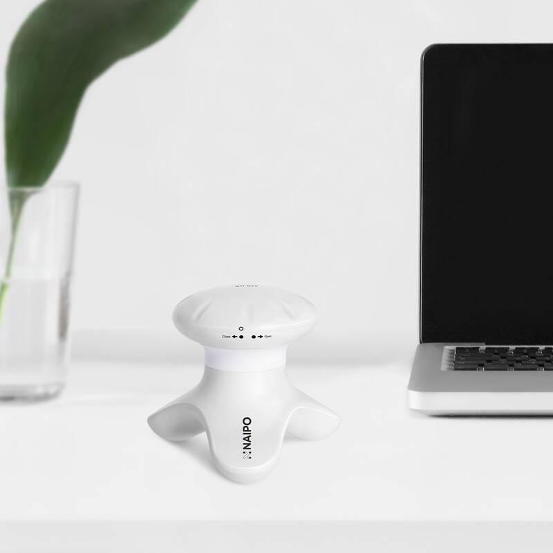 Masážní přístroj NAIPO MGPC-101MM bílý